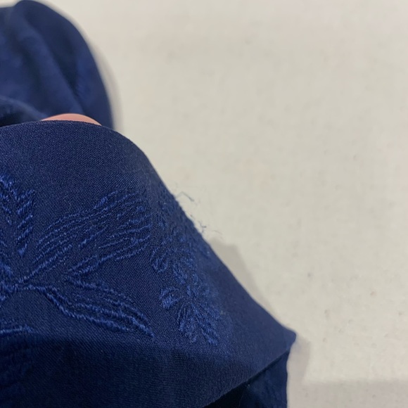 CAMI NYC - semi sheer tie front blouse - Picture 11 of 11